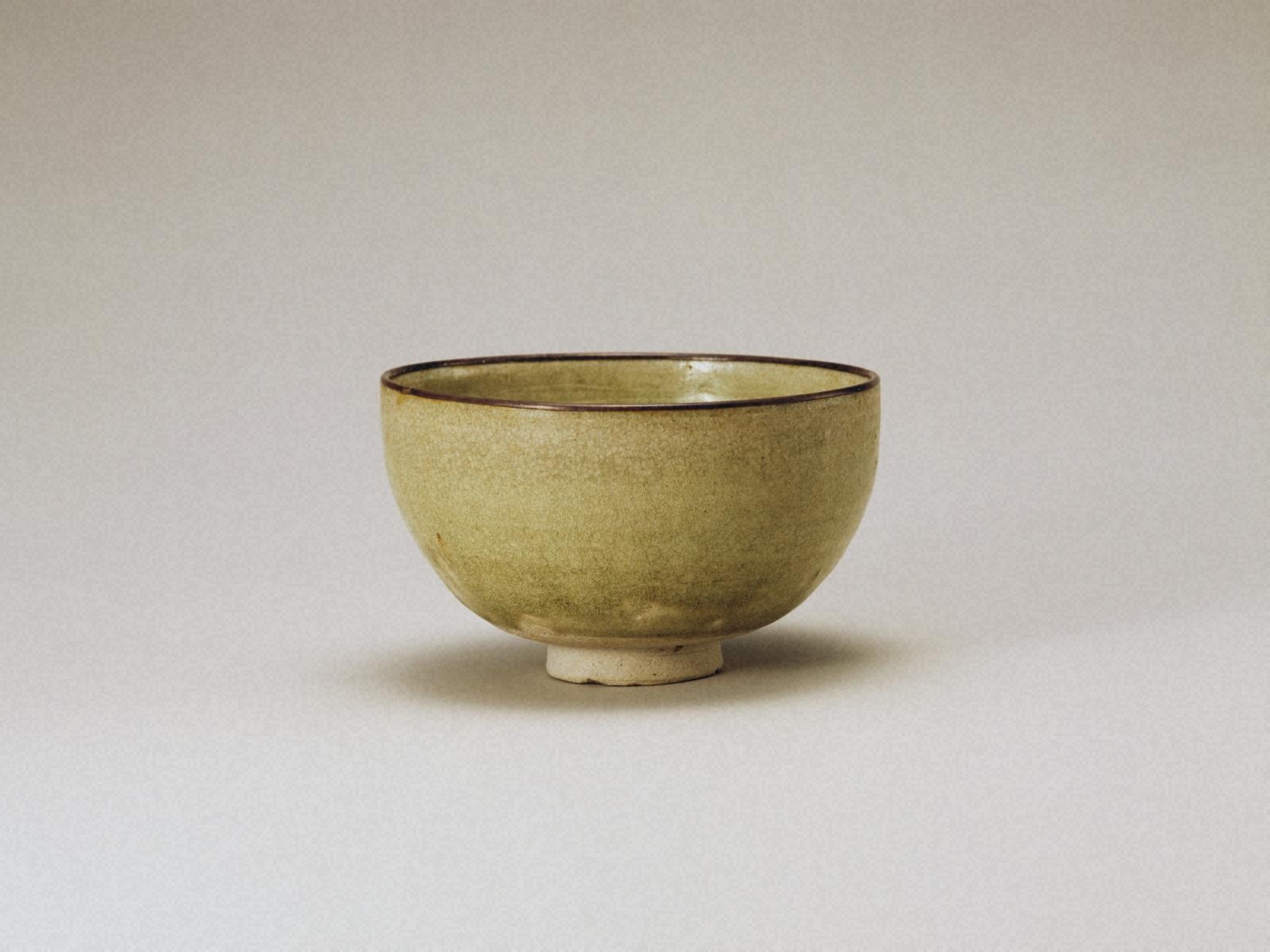『青磁碗』の画像