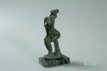 image of『Nude:Settling』