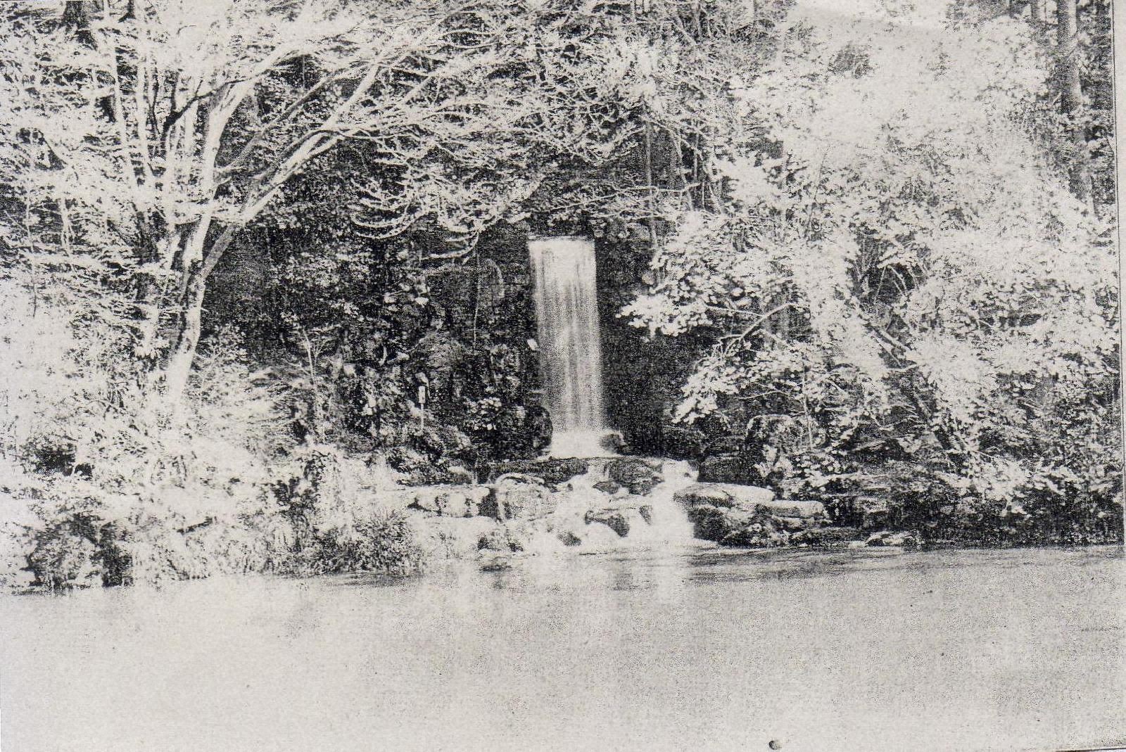 image of『Midori Waterfall』