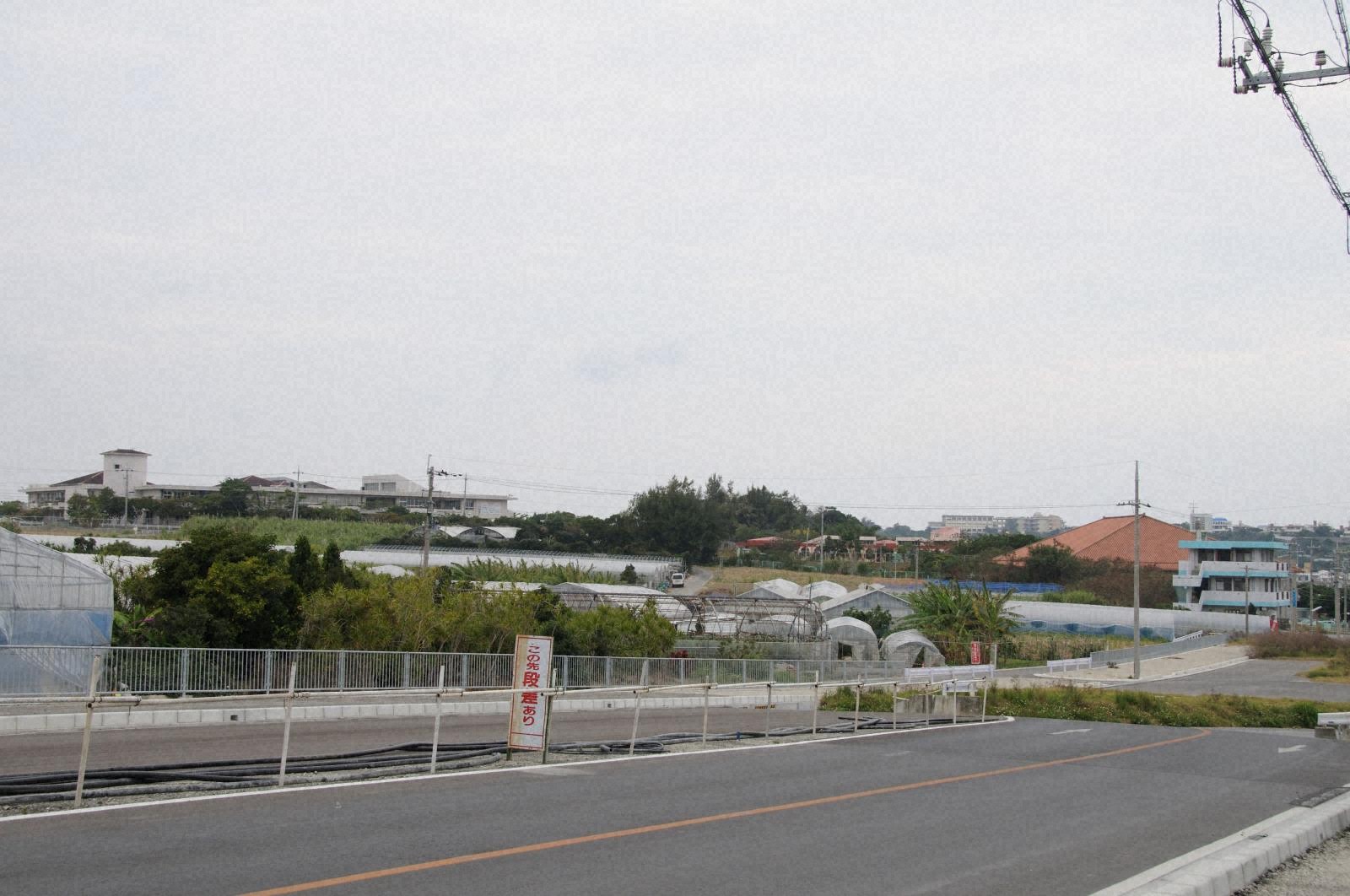 『伊良波_伊良波東遺跡_伊良波先祖原遺物散布地_遠景_東より_2』の画像